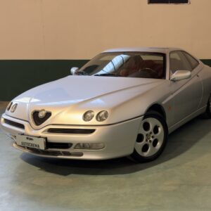 Alfa Romeo GTV 2.0 solo commercianti o collezionisti. NON FUNZIONANTE